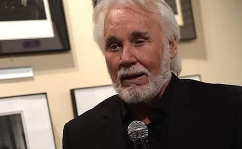 Today would\ve been Kenny Rogers birthday. Happy birthday in heaven Gambler. 