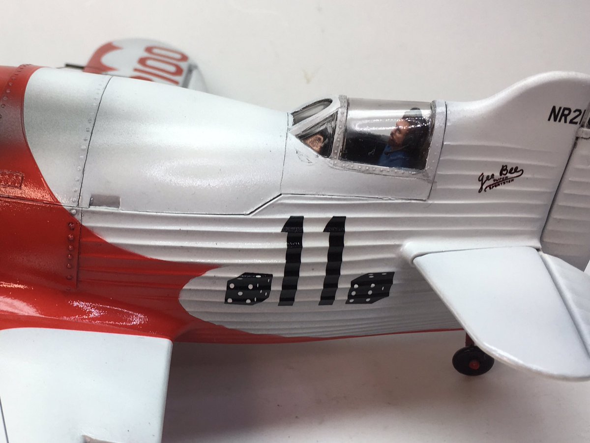 doidaiku's tweet photo. リンドバーグ、1/32 ジービーレーサー 完成です。
ストレート組み+一部スジボリ+パイロットヘッドは #SWASHDESIGN のものに変更。
和田さんのイラストを参考に、排気汚れを少々。
古いキットですが、中々楽しめました。
制作中の♡とRT、ありがとうございました。
#全日本32ヒコーキの会 https://t.co/oytl5TeZqf