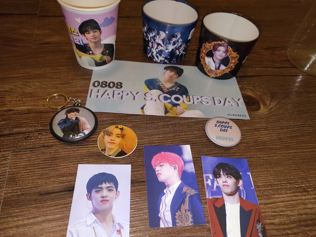 sarcasthics's tweet photo. AAAAAAAA SAFELY ARRIVED 🥺🥺🥺🥺 thank you @flwhanna90 for holding the event (tho I couldn't come sobs) also the babies are safe bcs it came with toples omg 🥺🥺🥺 thank you thank you thank you https://t.co/nW1nELHXq0