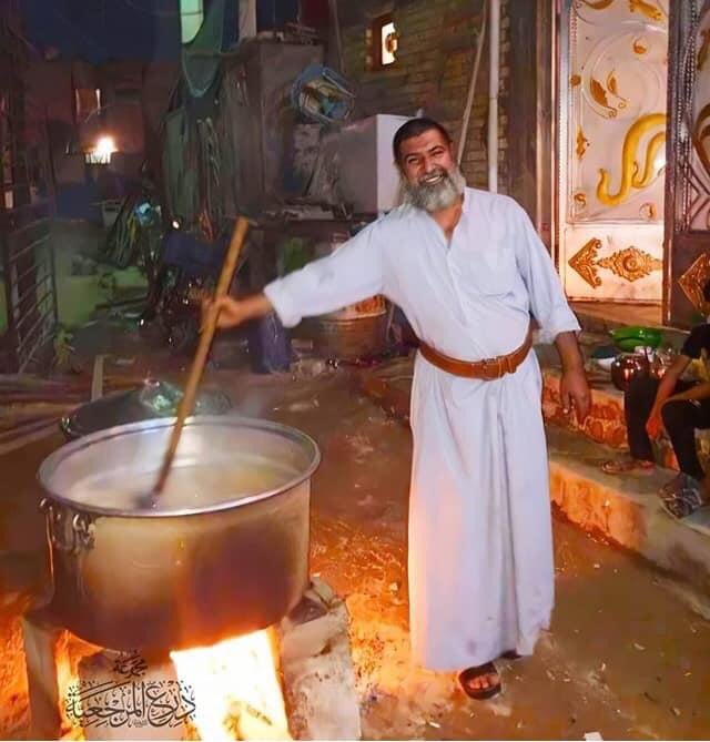 86Musavi's tweet photo. #حشد_الحسين
الصورة تمثل أصدق من قالوا يا ليتنا كُنّا معك فنفوز فوزاً عظيما ..!
#ويبقى_الحسين
#Muthanna https://t.co/LPZOFUw2iU