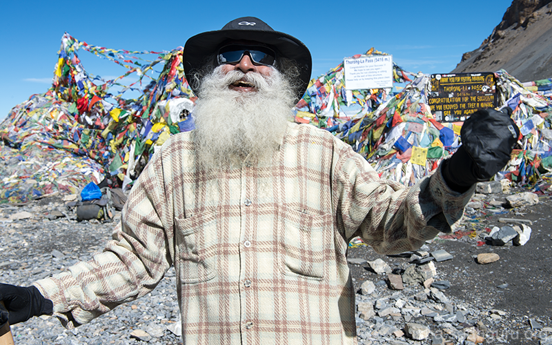 SadhguruJV's tweet photo. It is all right if the world thinks you are weird. Everyone is different, so everyone is weird in someone’s eyes. Happily weird or miserably weird – your choice. #SadhguruQuotes https://t.co/jCjyym5OY0
