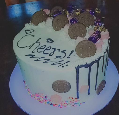sheen_daniels's tweet photo. What's your budget?...I got you
#kdbaker #Ninasculinary #kaduna #cakesnmore https://t.co/M6EhxM2IMB