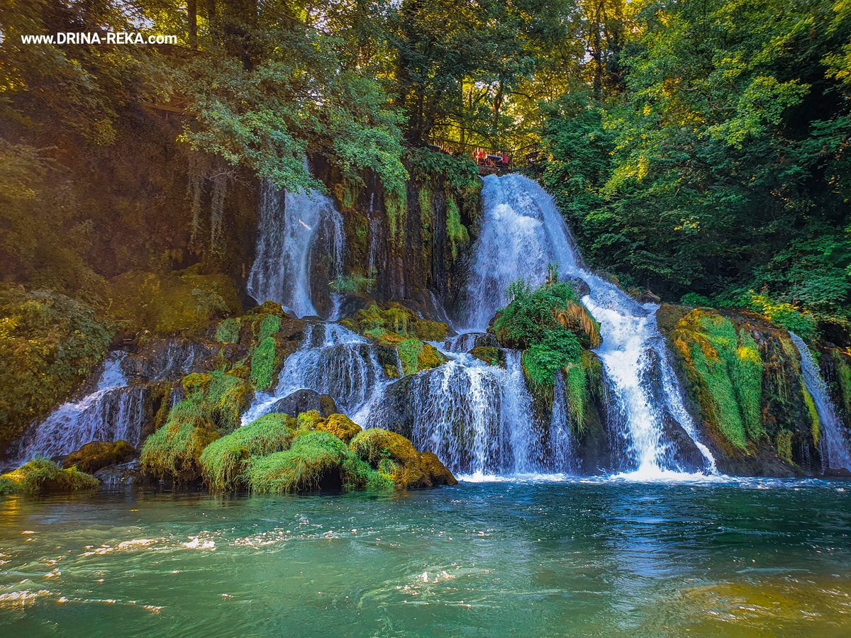 taradrina's tweet photo. VODOPAD VRELO U PERUĆCU. Fotkano iz kajaka. #seeserbia #vidisrbiju #drina #vrelo #bajinabasta #nacionalniparktara https://t.co/KPRGjxeVCf