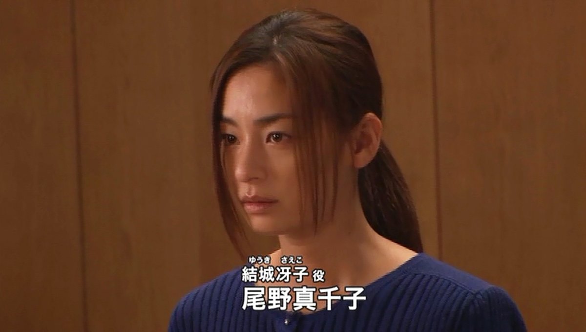 Taiga Aoi 久しぶりに観たくなって 言葉少なめな日本映画だけど最後まで冴子の存在感と余韻 暗い影 が残る ホステスのバイトしながら完治を支えてたし献身的で美人だしこれは惚れるわ スナックママの真千子さんが 美しい 仕草もきれい 毎日通いたい