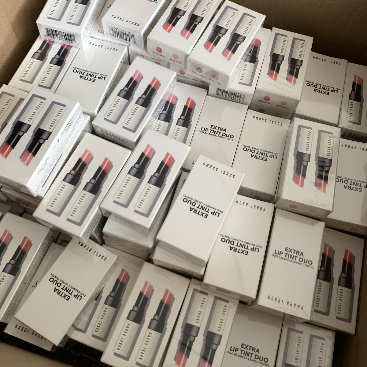 daisybysuu's tweet image. #พร้อมส่ง Bobbi Brown Extra Lip Tint Duo Pink + Melon

🌈 คู่ละ 1550 บาท
🌈 แยกแท่ง แท่งละ 790 บาท
🚚 flash45/ems60

#ของดีบอกต่อ #ของมันต้องมี #คสอพร้อมส่ง #HowtoPerfect #คสอเกาหลี #ไว้ขายของห้ามรีวิวโว้ยย