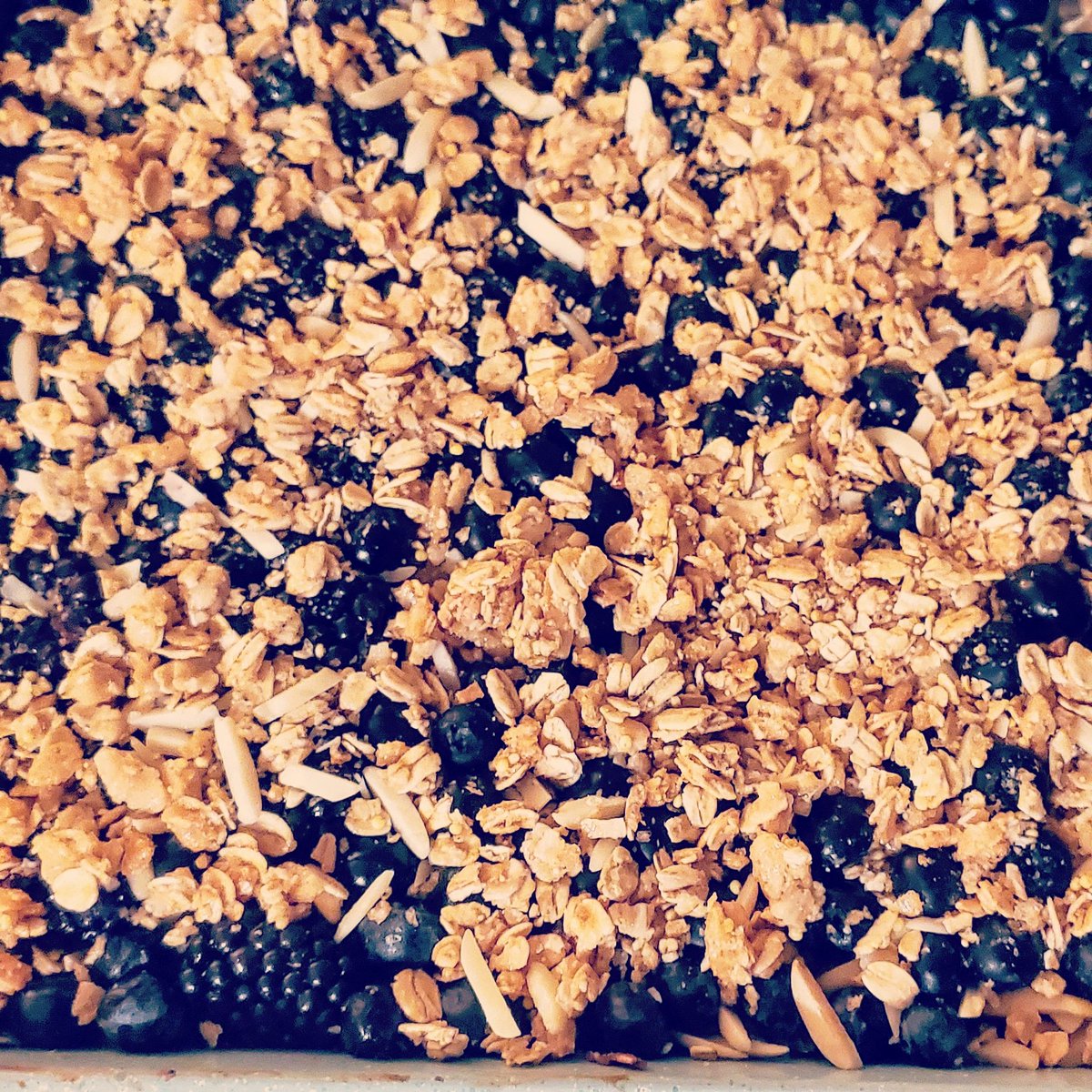 Questmoffat's tweet image. #DessertChallenge love a good #peachcrumble with #rumsauce