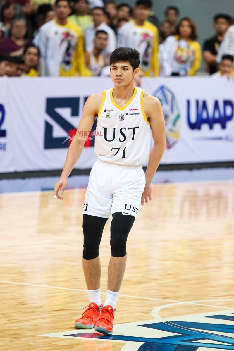 jireh_frezelle7's tweet photo. "Kung bibigyan ako ng isang rason kahit pa man sobrang daming rason na umalis ako, mag-stay ako eh kasi dream school ko ang UST” 

"hindi ko maisip na mag lalaro ako sa ibang kulay kundi dilaw lang" https://t.co/NCJyEeiFkp