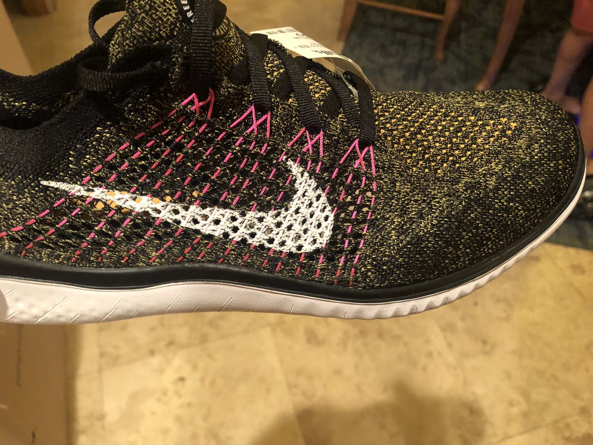 ArchibequeAdam's tweet image. New T-Mobile! #bleedmagenta #MagentaPorVida @team505menaul