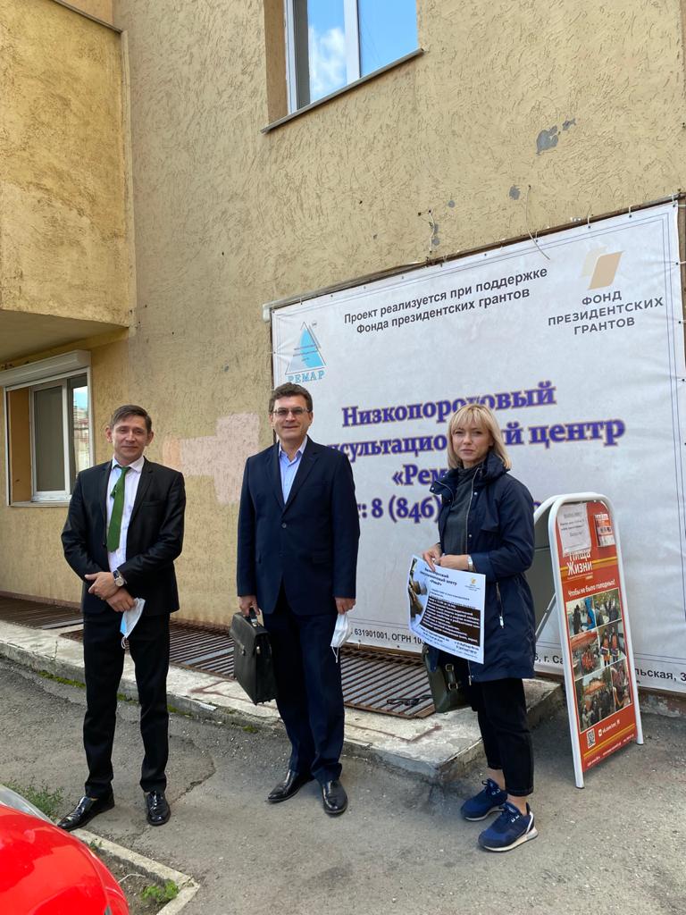 samocmp's tweet photo. В рамках Нацпроекта Демография ГБУЗ СОЦМП продолжает деятельность по оргметод поддержке СО НКО и вовлечению их в активное взаимодействие с министерством здравоохранения. Эти вопросы были обсуждены во время визита гл.врача в недавно открытый низкопороговый центр Холдинга Ремар. https://t.co/p6NeB9zrxm