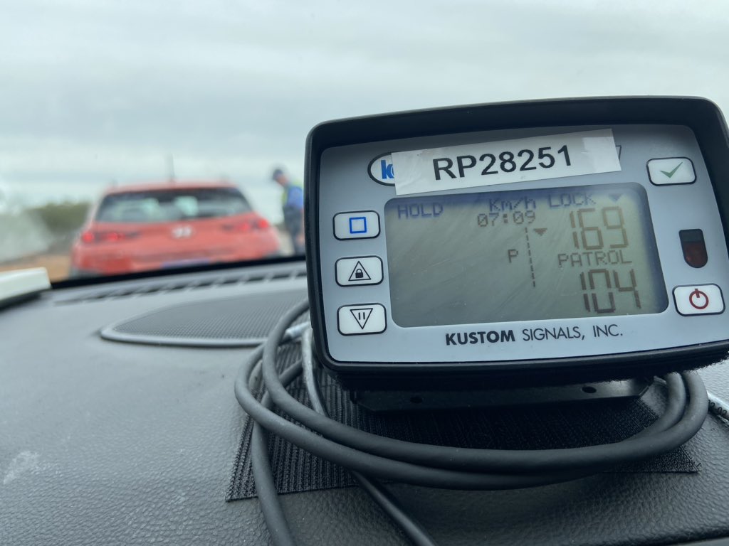 GeraldtonPol's tweet photo. 1st Reckless driver #mwgteg #fb #datewithamagistrate https://t.co/o8oBoVbM43
