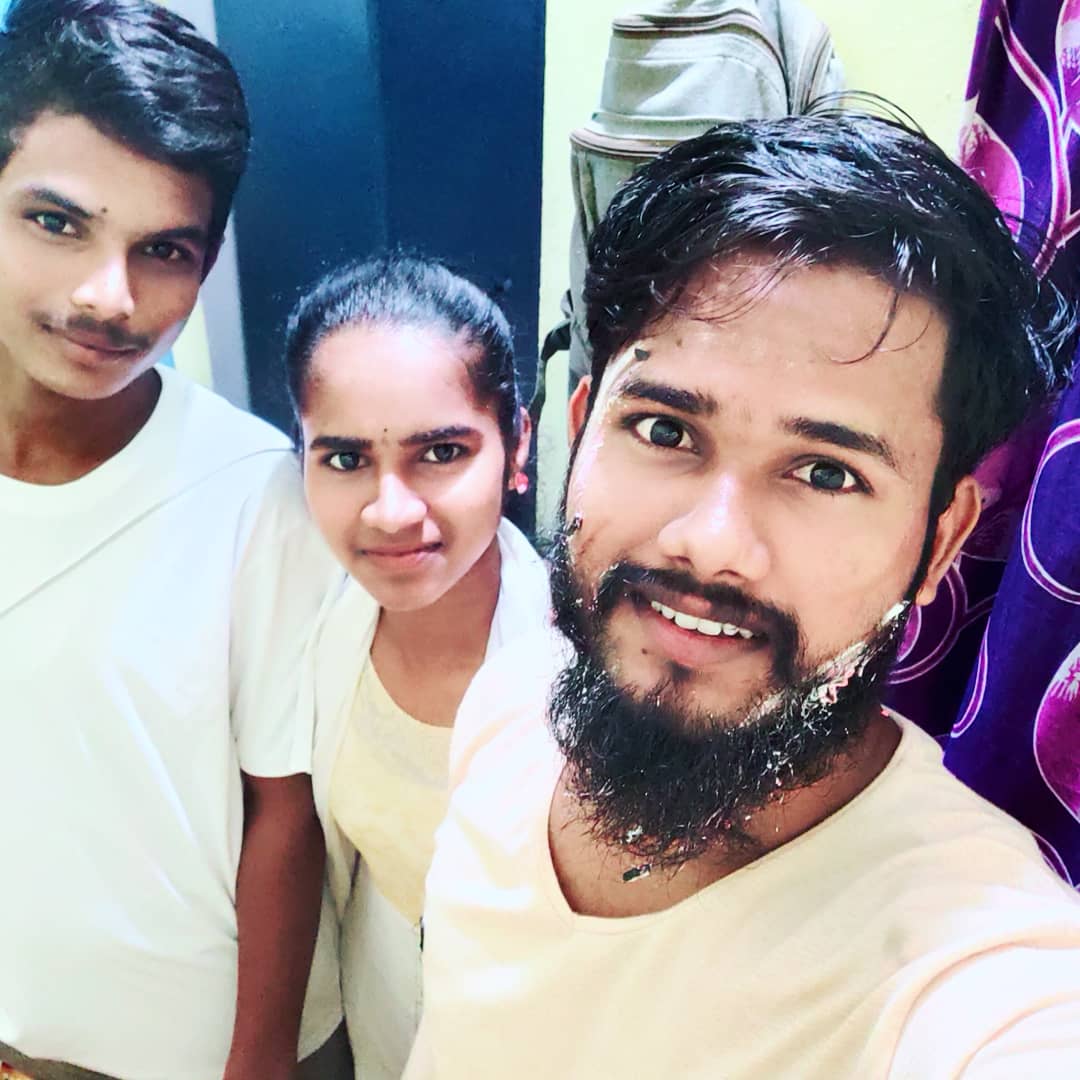 SmartMohanx's tweet photo. On 16August! on my #birthday. (Reposted)
.
. Follow me ππ
#smart_mohanx
.
#beardstyle #beardman #hotbeard #fitnessmodel #handsome #hotlook #pakka_hyd #beardlover #smartmohanx #hotmodel #beardsofinstagram #bollywoodhot #Mohanx #beardgang #pakka_hyd #sigitimohanrao https://t.co/LO1zn28nDw