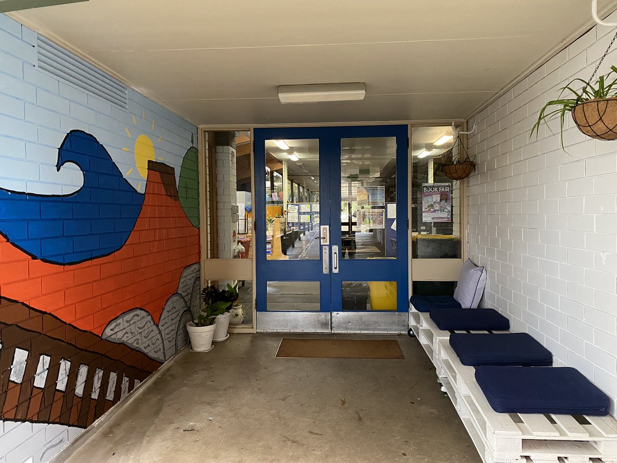 ProjReimaginate's tweet image. Dead space becomes learning space. Made by kids for kids. 

#ProjReimaginate