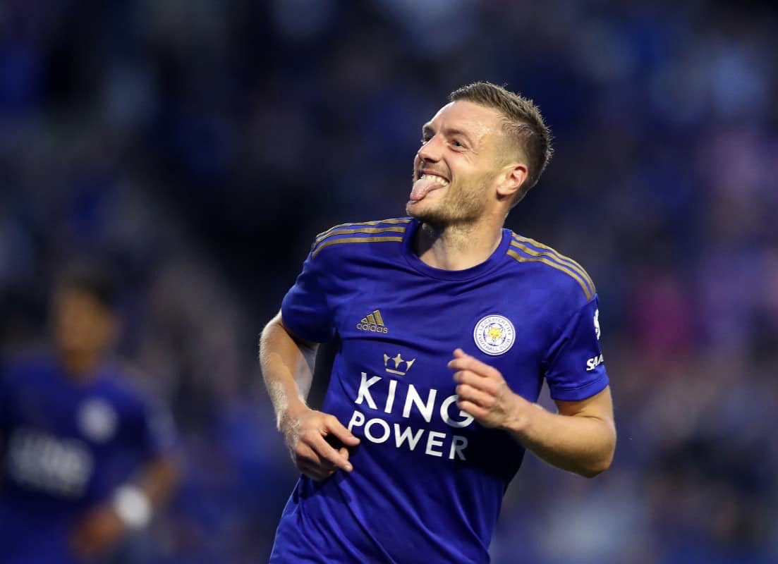 VARDY Price: £10m Total Points: 210pts Appearances: 35 Goals: 23 Assists: 5 GW38-34: 1pt, 2pts, 5pts, 7pts, 9pts First 5 fixtures: WBA (A), BUR (H), MCI (A), WHU (H), AVL (H)