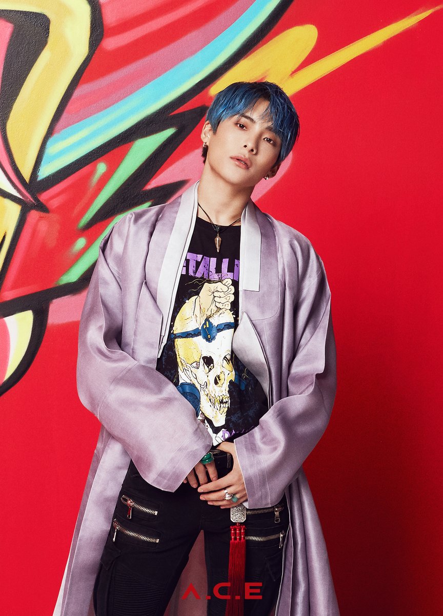 official_ACE7's tweet photo. [#ACE_COMEBACK]
胡蝶之夢 (호접지몽)
HJZM:The Butterfly Phantasy
• 도깨비 (Favorite Boys)
2020.09.02 PM06:00 (KST)

SPOILER PHOTO 2 (SOLO) 준

#에이스 #준 #동훈 #와우 #김병관 #찬
#ACE #JUN #DONGHUN #WOW #KIMBYEONGKWAN #CHAN #나비
#COMEBACK https://t.co/Sd2VYl5pN5