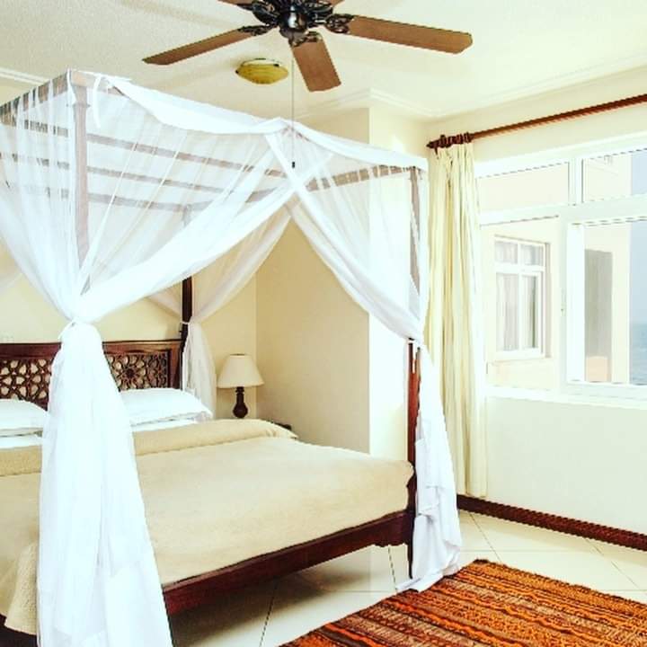 CalvinTours's tweet photo. #Fridaymanenos Lets do Costo tours,Nice,Refreshing rejuvenating and always giving the best Memorable Experience.0735673917
@CalvinTours @vivian_kobe @KisumuCiala
@viba_explore
@Oluokos
@oumaoluoko
@westernkenya
@InterConHotels
#TembeaKenya
#traveltokisumuCiala
#calvinDeals https://t.co/NE1VBhWtce