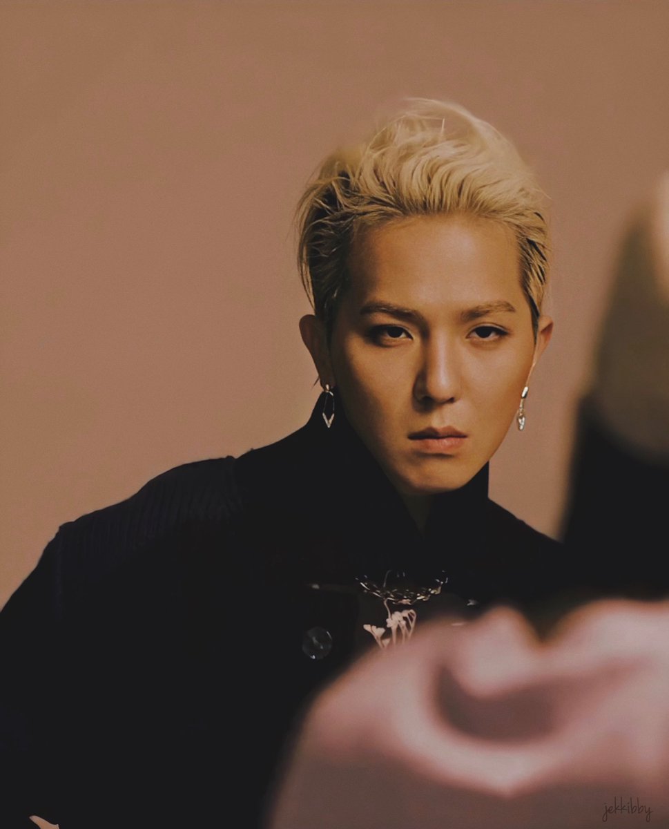 jekkibby's tweet photo. SONG MINO x ELLE INTERVIEW (2) #송민호 #위너 https://t.co/OXTgUrjOvD