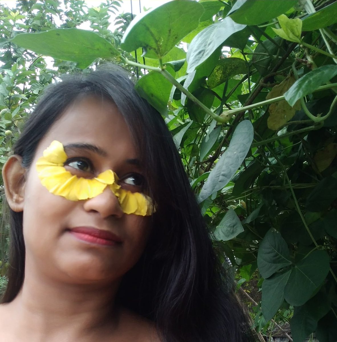 LaGravitea's tweet photo. Name: Minakshi Kalita
Age: 33 yrs
City: Mirza
Self #Portrait Contestant No. SP/45
#PortraitPhotography
#PortraitArt
#Portraiture
#PhotoOfTheDay
#PhotographyIsArt
#ModelHunt
#BeautyWithCreativity
Pls 'Like' & 'ReTweet' to help her win.
https://t.co/FCJkoHkIsn https://t.co/UAyUaSa7Cu