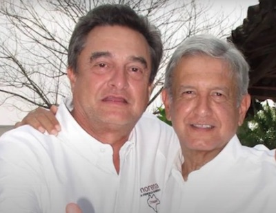 InformateMX's tweet photo. Video golpea a AMLO, su hermano recibió millones para su campaña #infomx #Nación https://t.co/DmLcgBTTBU https://t.co/c6V52MfQio