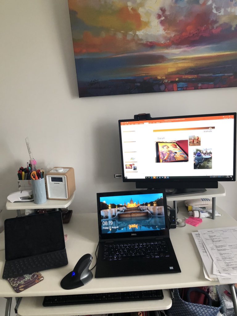 historygirl27's tweet photo. Work station tidied. All set. #StrathEduInduction #3screens https://t.co/8W8VYlEPGx