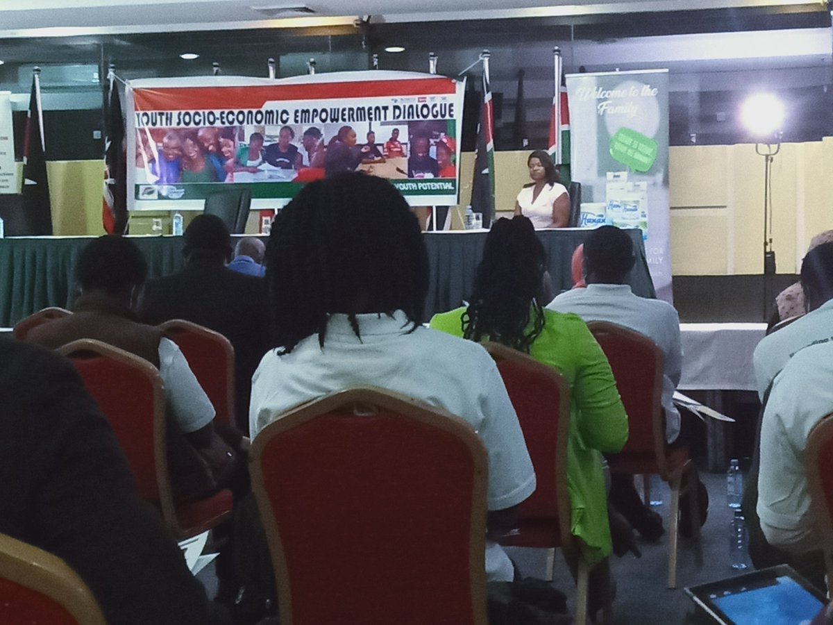 KeruboOuko's tweet photo. Leadership and Governance, youth should be involved in budget allocation processes.
#YouthRoundTableKE
#JustHananIt https://t.co/n7rdVmVH7a