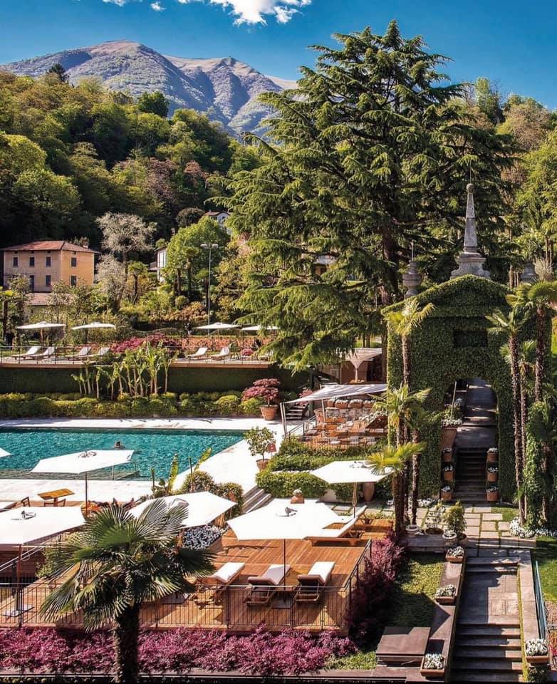 inspired_luxury's tweet photo. Friday business at Lake Como 💐 📸: @meetmyproject #italiansummer #dreams #inspiredtravels #pictureperfect #tgif https://t.co/ftCPOv4qLk