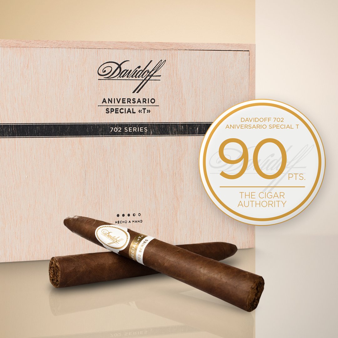Cigar connoisseurs and tasting committees expressed themselves with boundless enthusiasm, and described the 702 Series as “extraordinary”. Did you already try one? #davidoffcigars