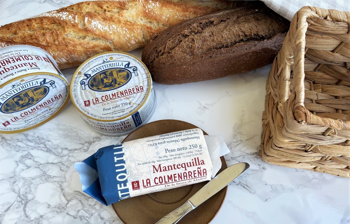 lacolmenarena's tweet image. Pan con la mejor mantequilla👉🏻un buen desayuno y a por el viernes💪🏻💪🏻
La mantequilla #LaColmenareña se obtiene del batido de la mejor #nata. Su proceso artesanal y la alta calidad de la nata de origen la convierten en una #mantequilla de exquisito aroma y sabor. #sierraMadrid