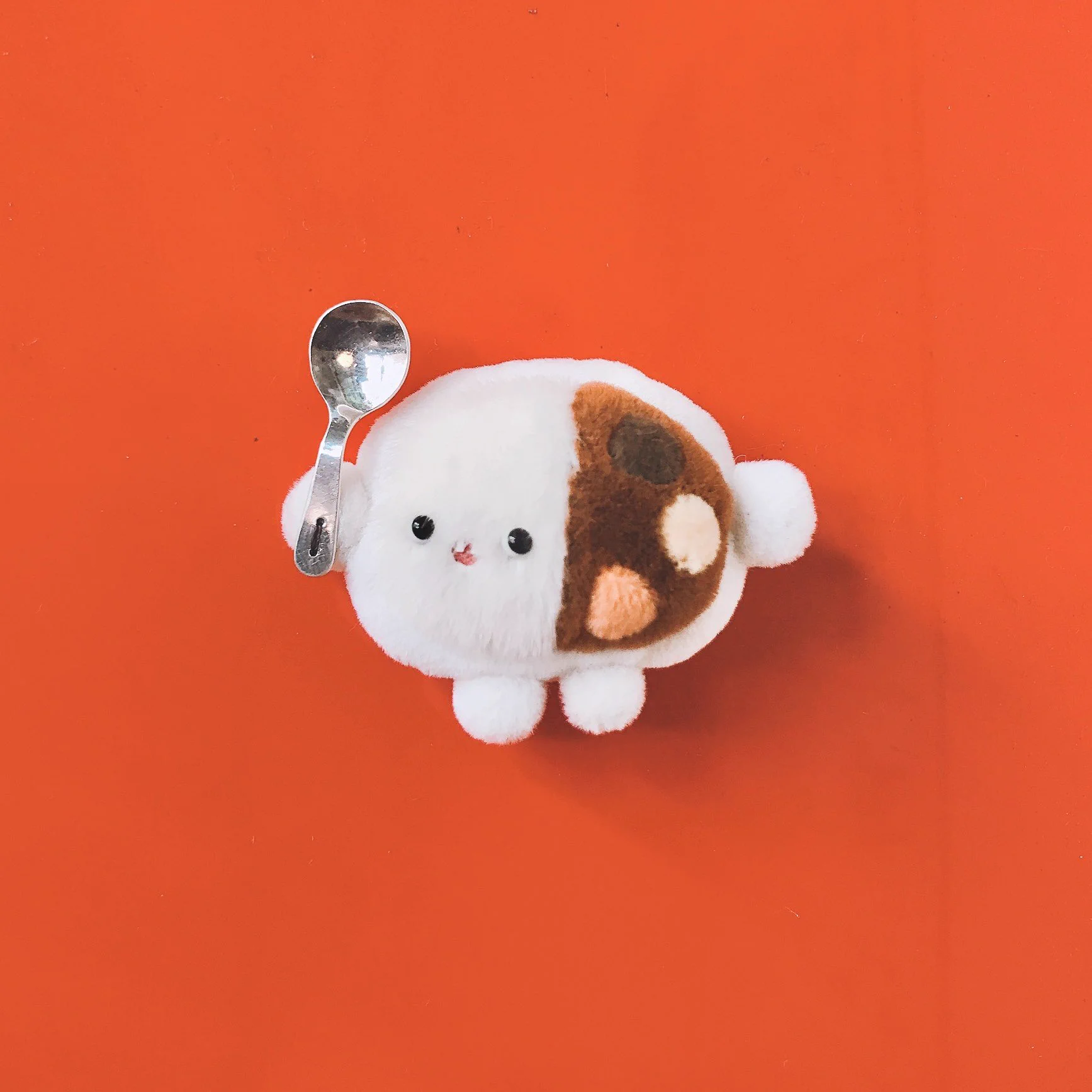 可愛らしい一口サイズ！手作りの「カレーライスのぬいぐるみ」が話題に！