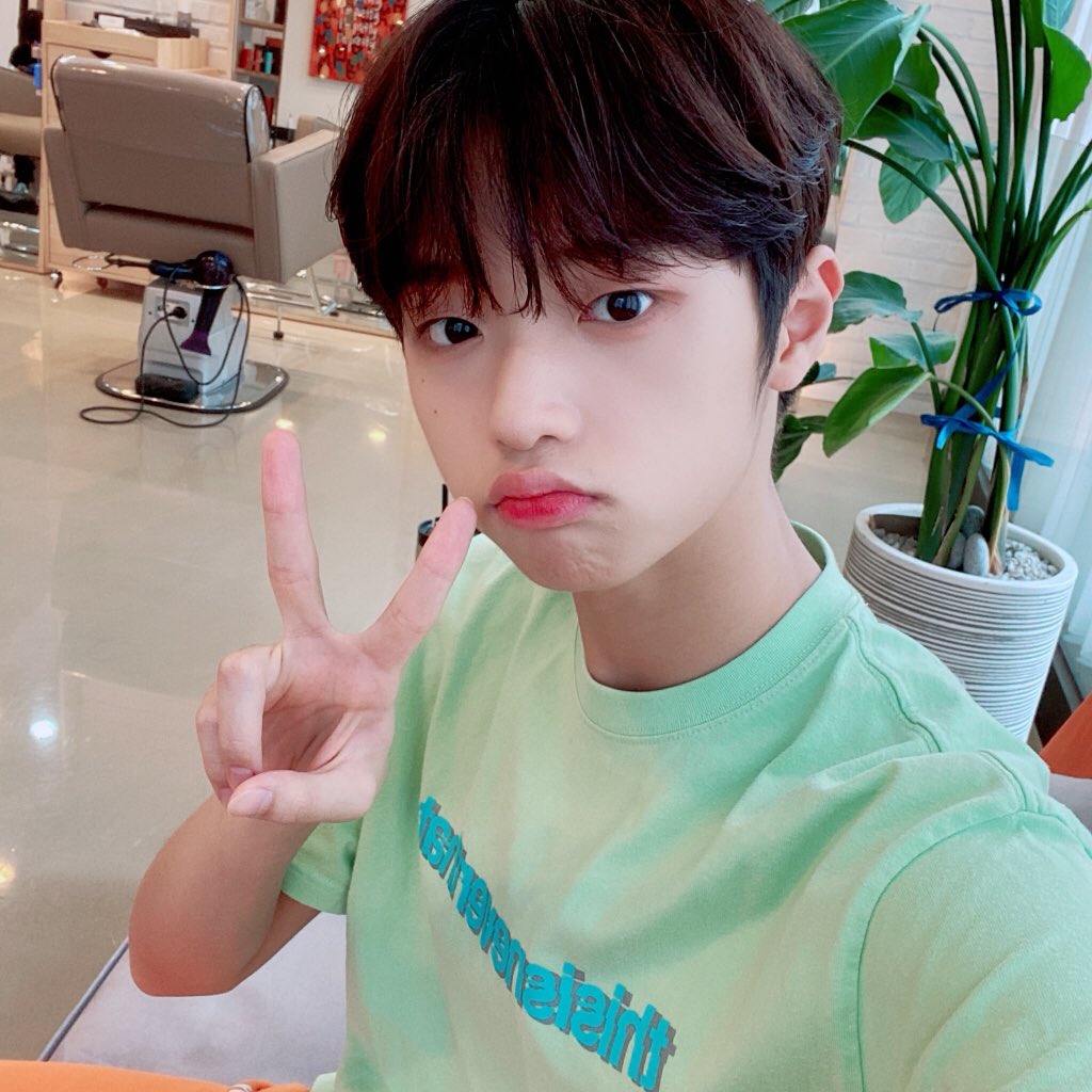 SDP_SL0909's tweet photo. ㅅㄹㅎ ㅠ ㅠ 
.
.
.
#손동표 #손동표_평생_사랑해 #sondongpyo https://t.co/qXwg2hYihS