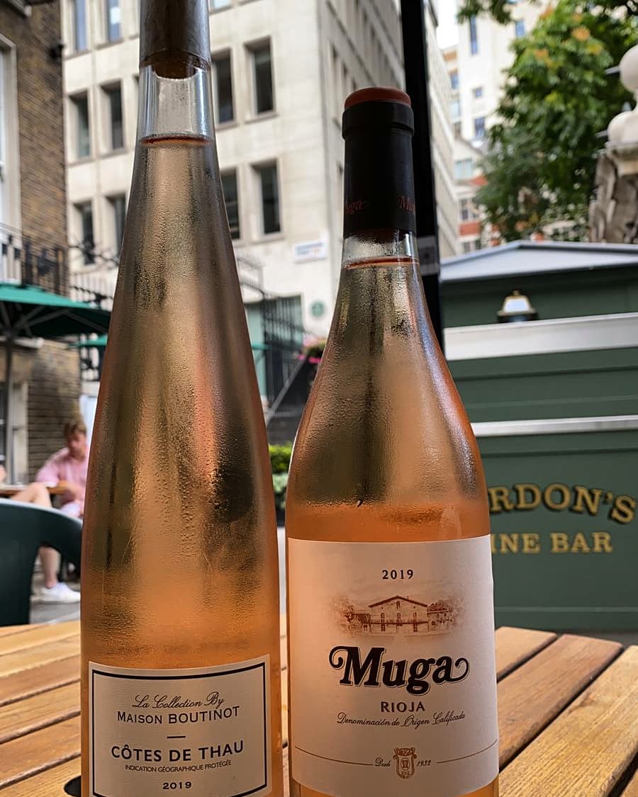 Let's get Rosie! Ask for our specials. #FridayFeeling