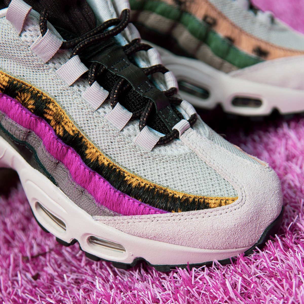 nike air max 95 daisy chain