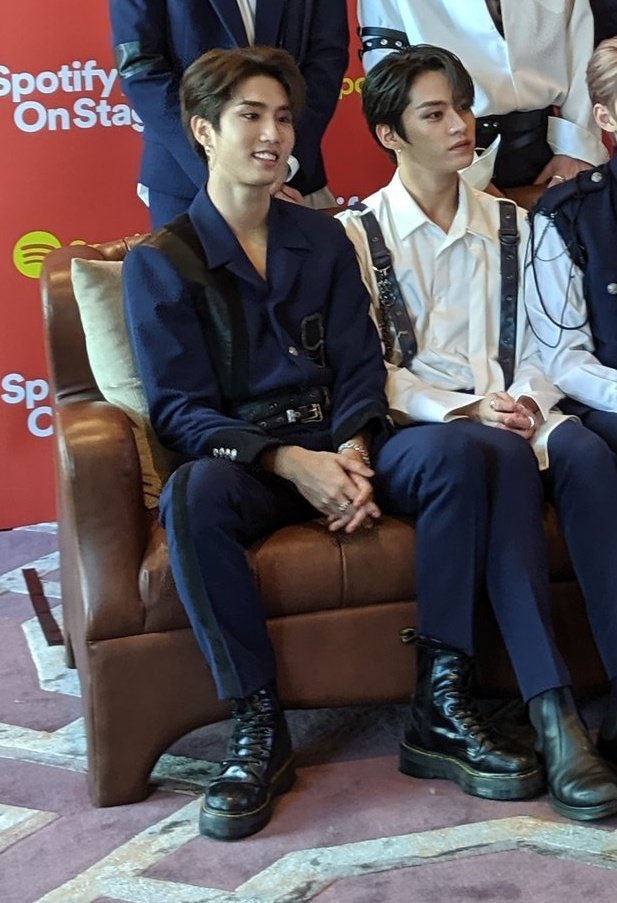 this photo is funny to me i cant explain why its just the degree of his manspreading and that cocky grin that gets me