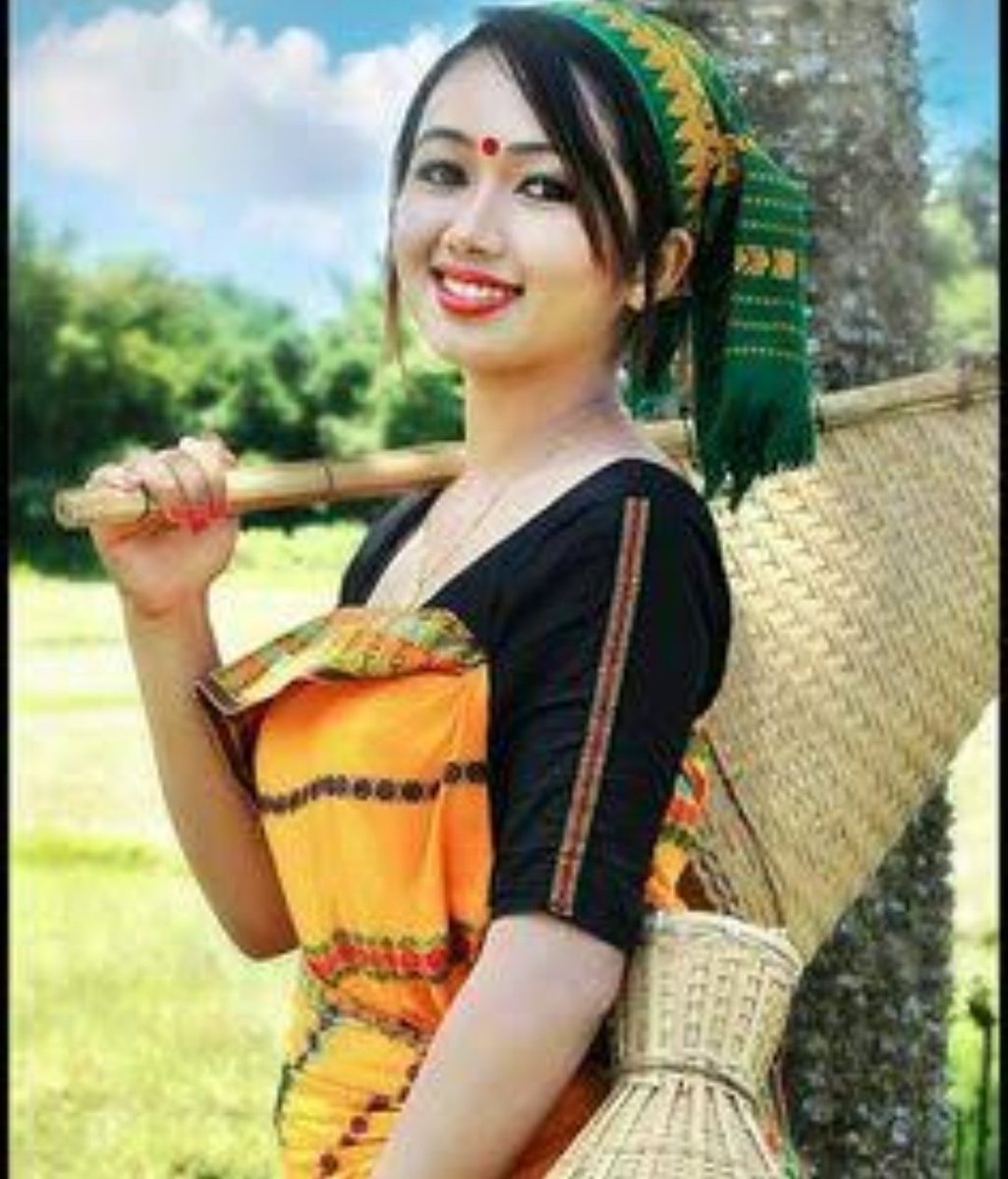 People offers colorful reflection of their land.The Mongoloid faced people of this region’s are very distinctive in characteristics of dress,customs & language.Major tribes of hills like Khasi,Garo & Jaintia are the people with very rich culture and traditions. @TourismSikkim