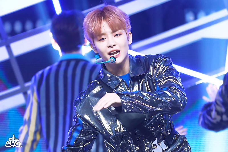 TREASURE GLOBAL on Twitter: "[📷] 200815 MUSIC CORE 🔗https://t.co/h9prMWyBBP TREASURE "BOY" Stage Performance photos HYUNSUK x JIHOON #트레저 #TREASURE @treasuremembers… https://t.co/1hRZuDcdFZ"