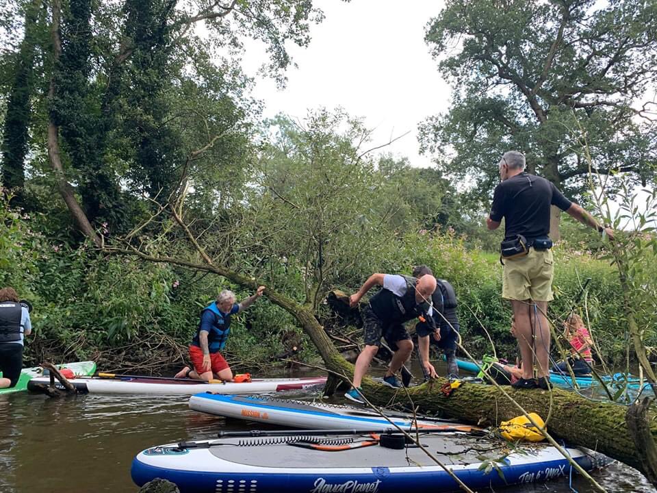 MidCheshireSUP's tweet photo. #ConservationWork #RiverWeaver clearing a route on the upper reaches towards Ashbrook river monitoring station #SafePaddling @CRTNorthWest @Winsfordtc @Vinny3155 @bri_cads #SUP https://t.co/q239V5WyTy