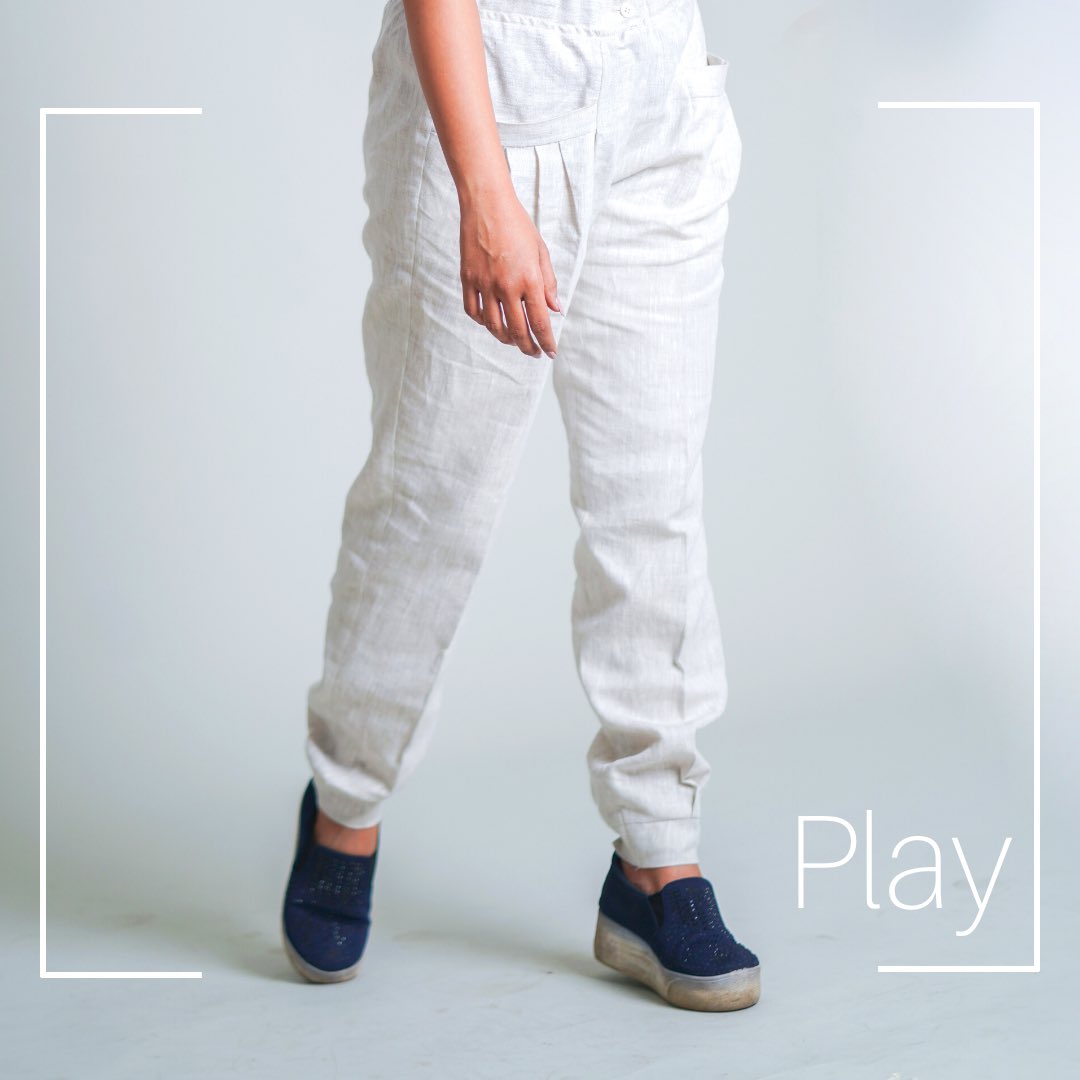 hilodesignco's tweet photo. Indak- Dancing in time with music
You love to move to the rhythm of the music of the world.
Enjoy the luxury of premium comfort with Indak trousers.
Dance to your hearts content in comfort and style! https://t.co/M5mYVWCgtD
#wfh #wfhlife #wfhstyle #designer #designermade #comfy https://t.co/HWFDtdkLPd