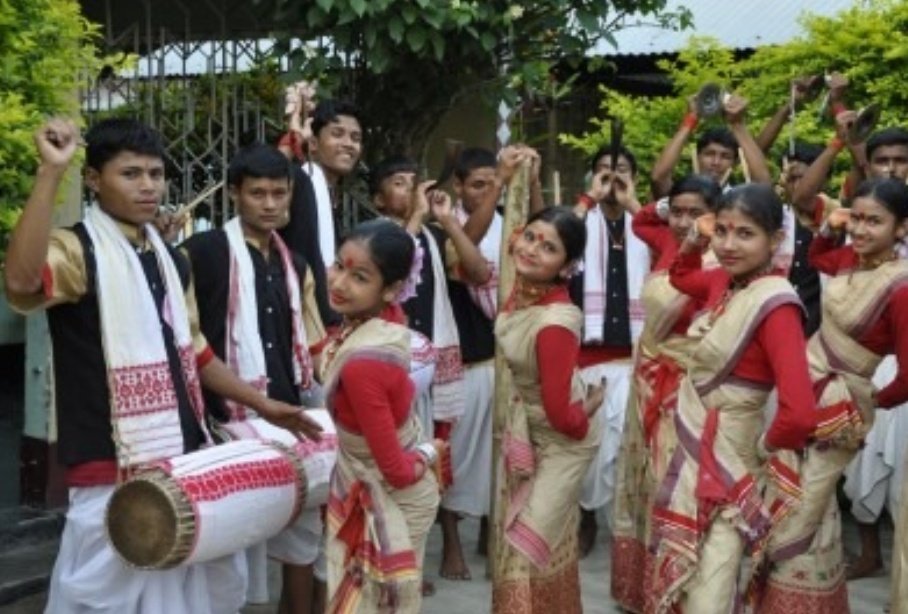 Fair and Festivals are the integral part of tribes & is the best time to know the culture and traditional costumes of a place.The major festivals are Bihu,Brahmaputra Festival of Assam, Hornbill and Sekrenyi festival of Nagaland,Torgya Monastery Festival Arunachal @desi_thug1