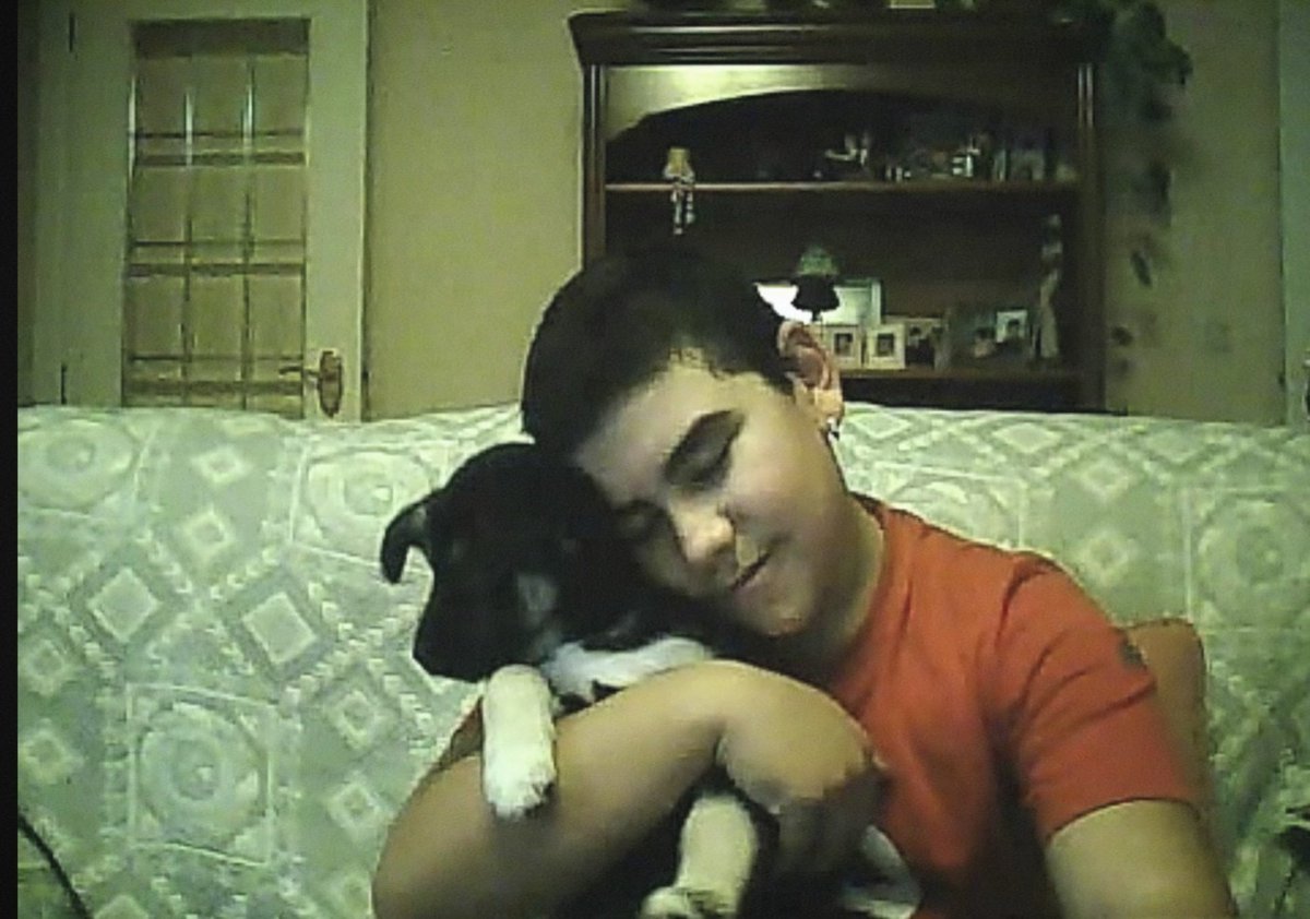 RodBrian5's tweet image. Encontré la foto de el primer día en mi vida que sentí lo que era el amor y fui consciente.