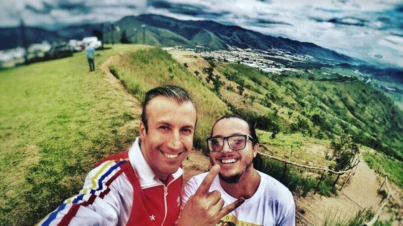 Tareck El Aissami a "Sancocho Power":¡Vuela alto rebelde con causa y amor revolucionario! mazo4f.com/224546  #ElRegresoDelNecio #UnionYFuerzaProductiva