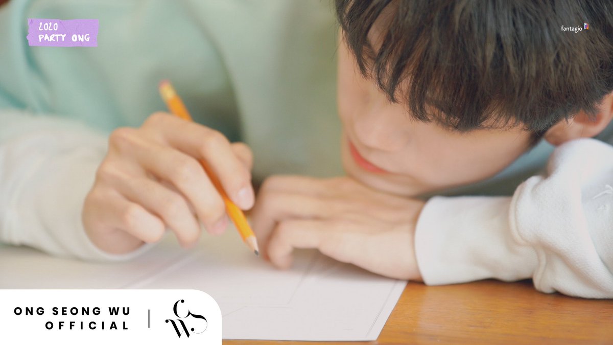 ONG SEONG WU 옹성우 - [PARTY ONG] #1 HAPPY 8:25’ DAY
▶ youtu.be/-MVnGpWUPeg

#옹성우 #ONGSEONGWU #HBD #PARTY_ONG #8T25NG #팔티이_옹 #HAPPY_825_DAY