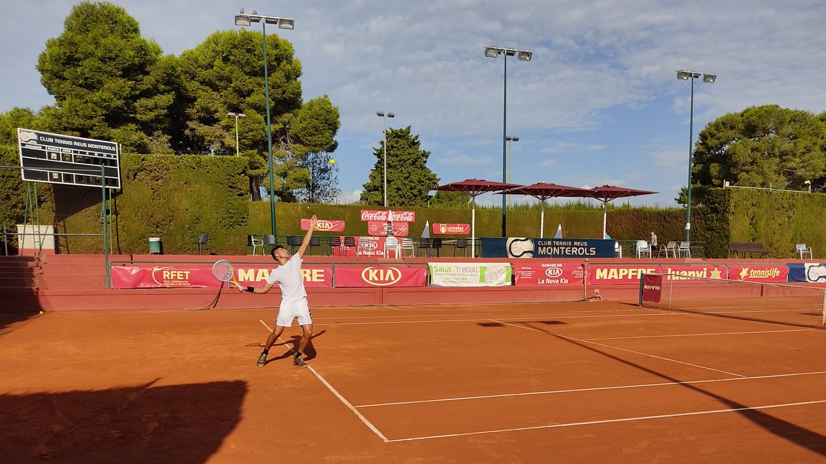 🎾 #Tenis El gaditano Pablo Llamas y el barcelonés Max Alcalá protagonizarán la final del Campeonato de España #MAPFREtenis Júnior 🇪🇸 en Reus

🚹 SF
P. Llamas a P. Alemany 62 63
M. Alcalá a P. Masjuán 62 60

📋 Cuadros: rfet.es/es/campeonatos…