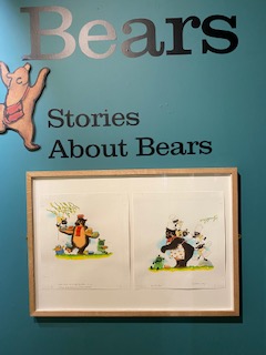 BIG TED trying out the new "Bears" exhibition <a href="/TheBeaconMuseum/">The Beacon Museum</a> from <a href="/sevenstories/">•</a> the national centre for children's books