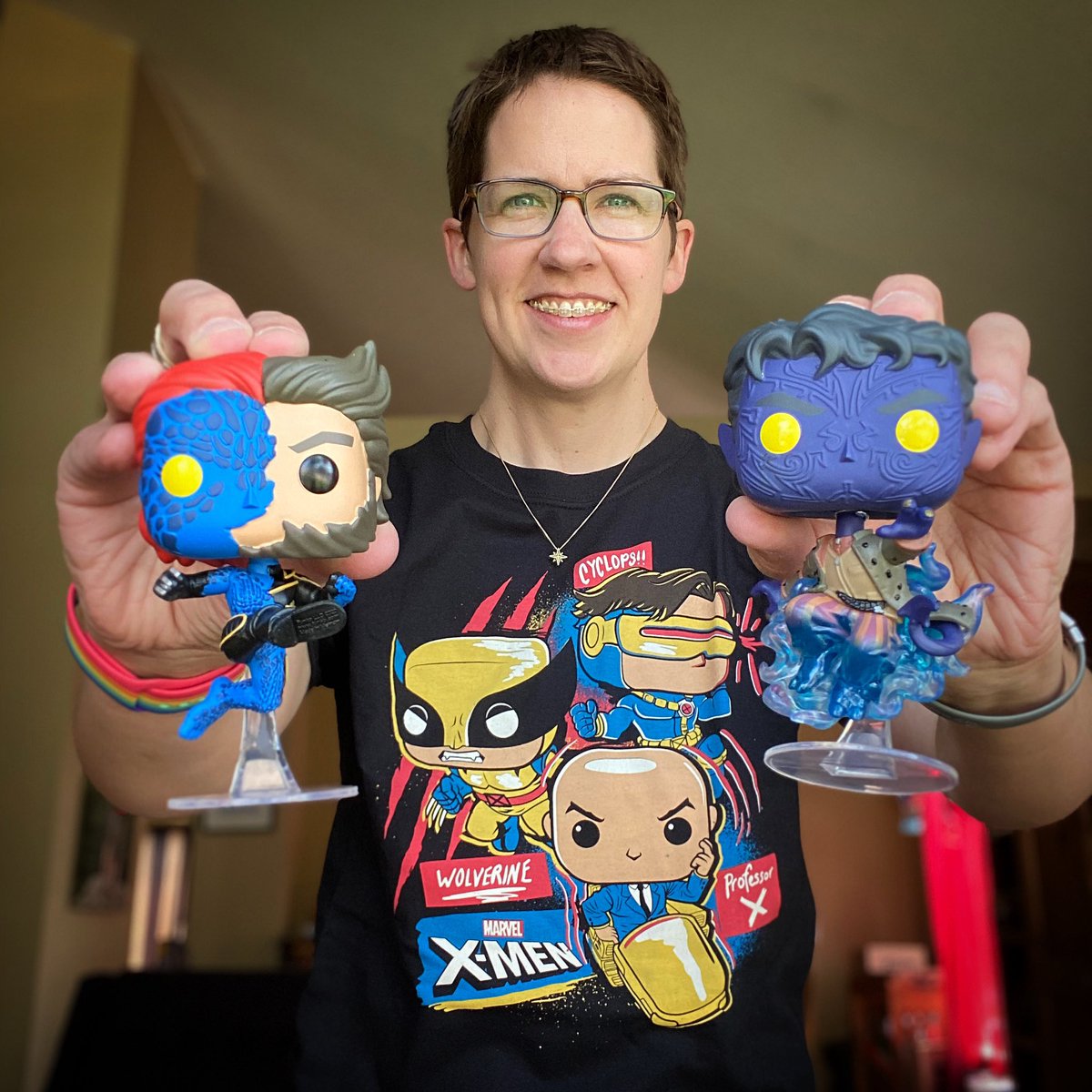 Fun on #FunkoFashionFriday with some fantastic friends from X-Men - Mystique (morphing into Logan!) and Nightcrawler, plus Cyclops, Wolverine, and Professor X! 

#xmen #collectorcorps #20thanniversary #funko #funkohollywood #theunitedfunkofamily #funkosouth