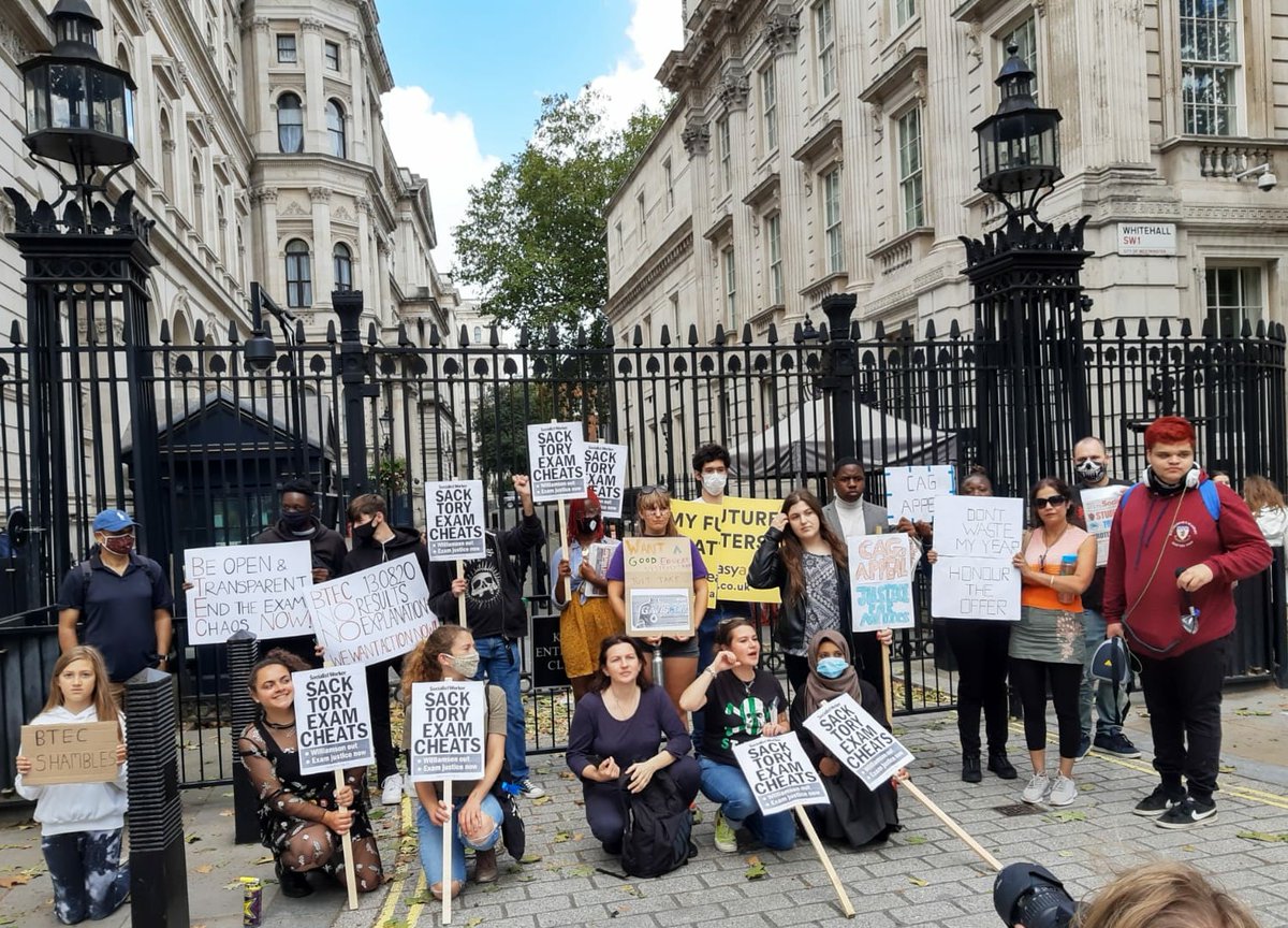 Vid link  &amp; pic of protest on 21stAug @ Downing Street
#CAGsappeal
<a href="/ofqual/">Ofqual</a> <a href="/educationgovuk/">Department for Education</a> 
youtu.be/LvsH-2kdIeU