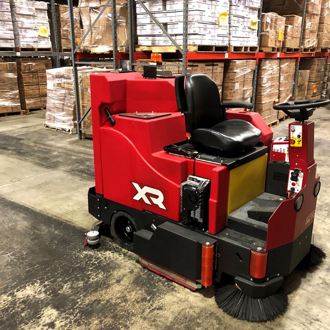 FactoryCatEquip's tweet photo. Warehouse cleaning is what our #FloorScrubbers live for.

#FactoryCatCleansThat
#LoveMyFactoryCat https://t.co/kzsoacUI6z