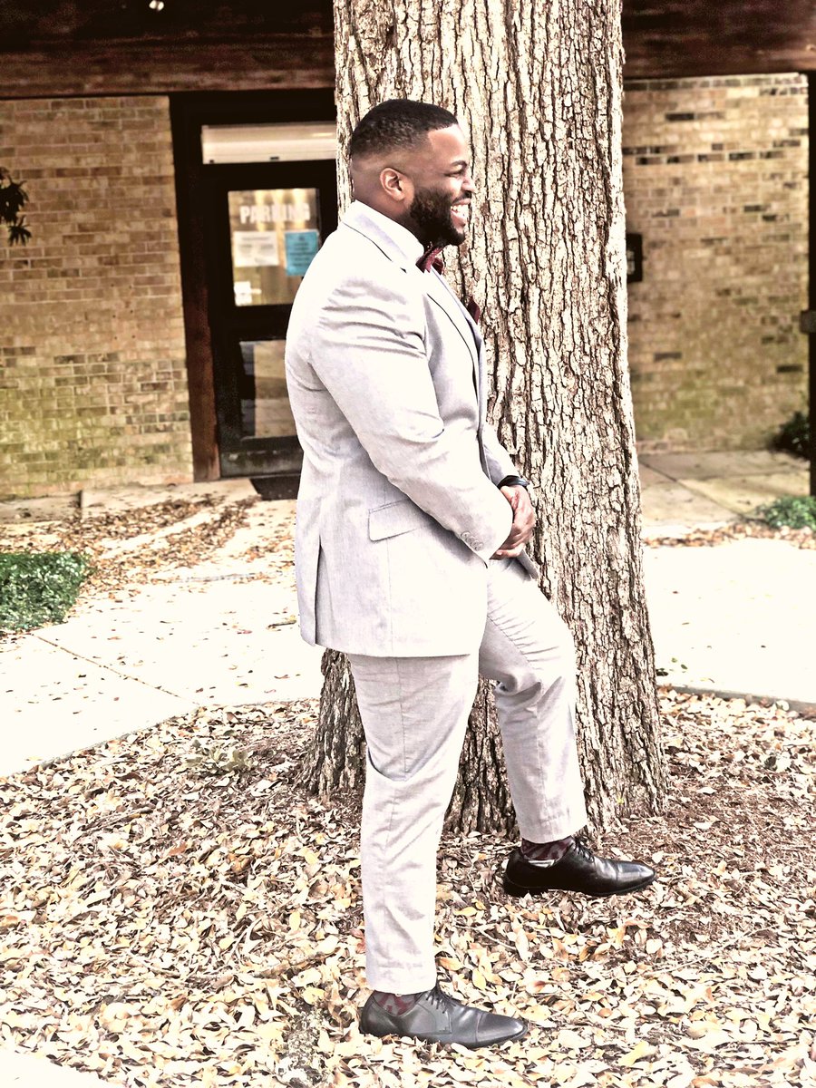 KJohnson5478's tweet photo. Let’s smile big on this blessed Friday morning. Know that you have a purpose in life because you are still live and well.  -KJ https://t.co/Kp9MbnXMVU