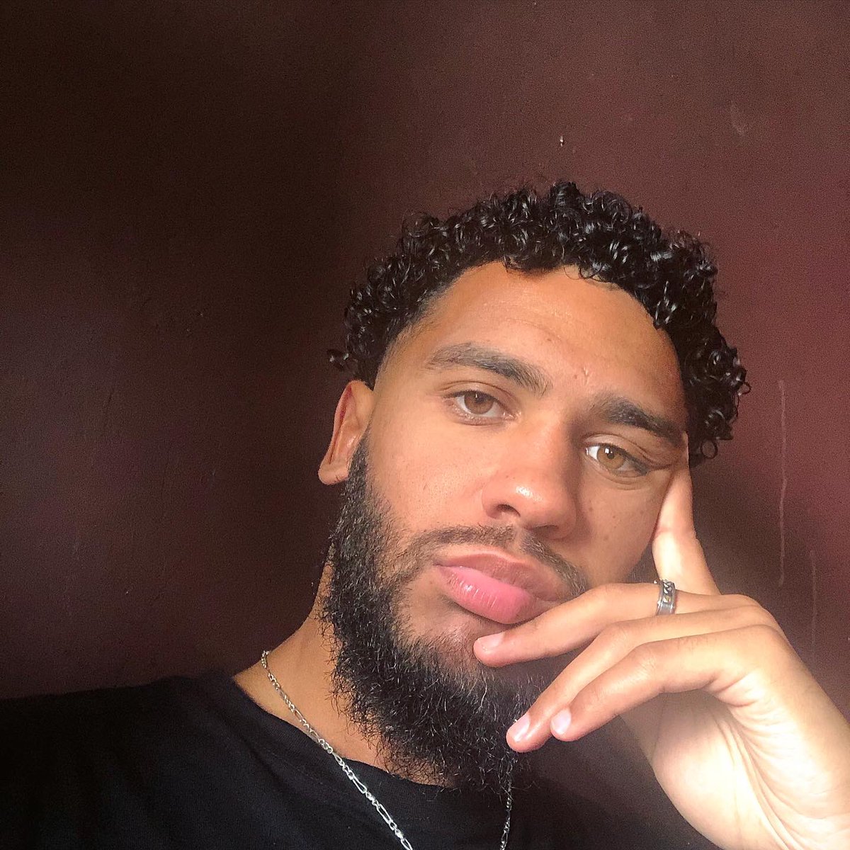 YouKnowNiggaa's tweet photo. #SenegaleseTakeOver #spanishtakeover #MixedTakeOver https://t.co/s8o5fJmbT6