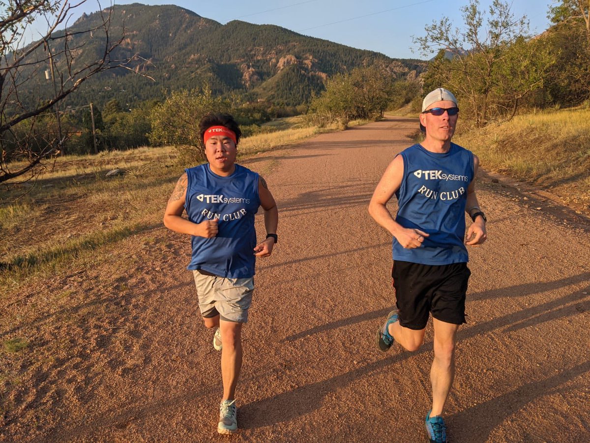 claphamjm's tweet photo. TEK Run Club - Sluggish today! But always a great time. Looking forward to conquering the big hill in our backyard with these fellas next week! @TEKcareers
#TEKRunClub #RunTEKRun #TEKRunsWithPurpose #FridayFundayRunday #FFR #TRC #HealthatTEK #TEKhealth #betteryoubetterus https://t.co/IcnCJBQb4S