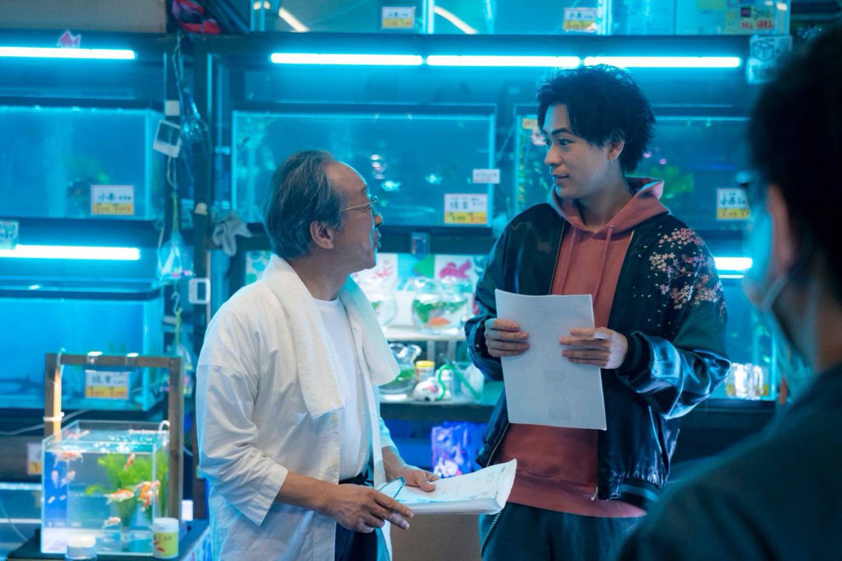 ちなみにこちらのスカジャンは、TikTokのCMで成田凌さんと小日向文世