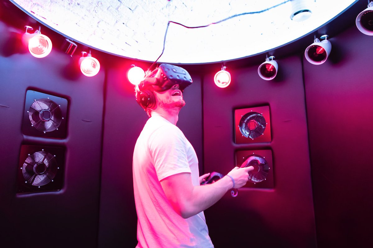 Where2Date! tweet media